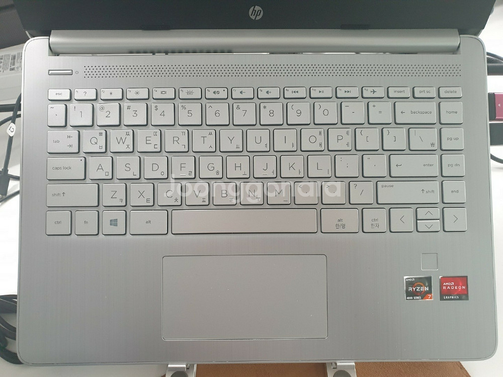 HP 14S-fq0067au 라이젠7 노트북 팝니다.--0
