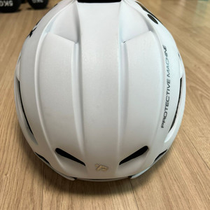 랭킹 r1x 자전거 헬멧 팝니다.