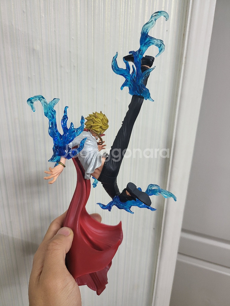 (정품/디오라마/led)불꽃상디 원피스피규어--8