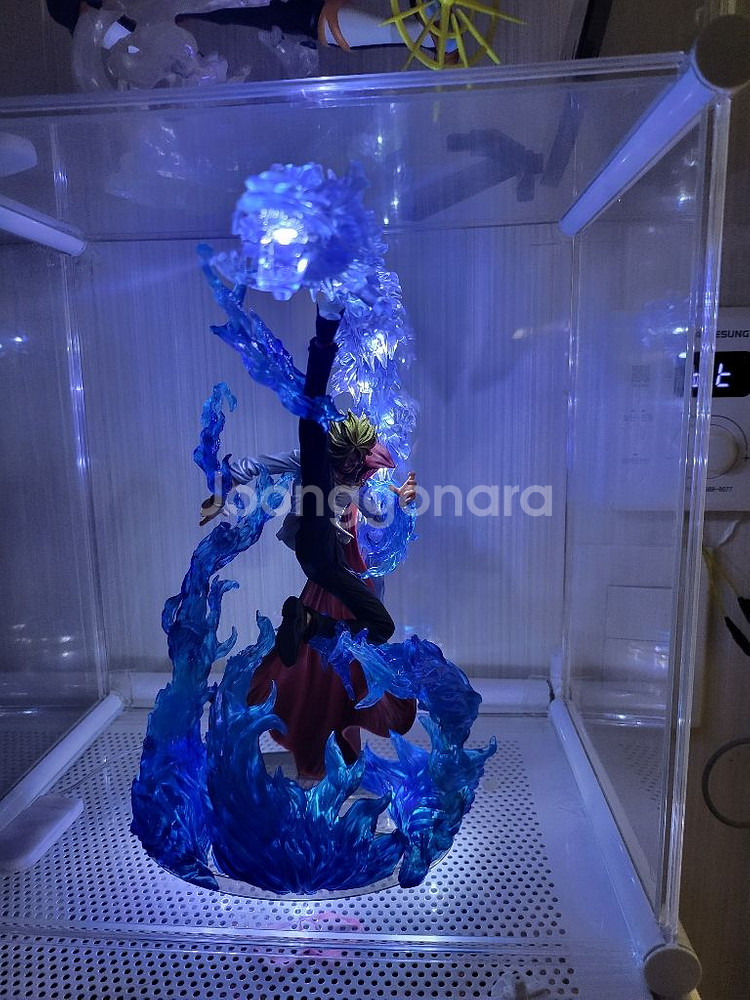 (정품/디오라마/led)불꽃상디 원피스피규어--2