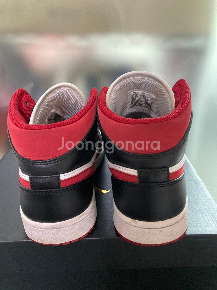 조던1 미드 짐레드 255--2