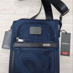 투미 크로스바디 스몰백 Alpha 3 Bag Smal