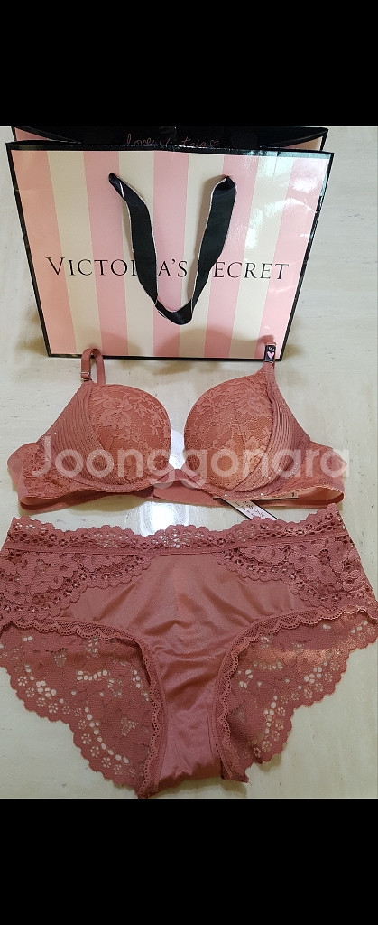 (정품) 빅토리아시크릿 브라,팬티 세트(새상품)--1