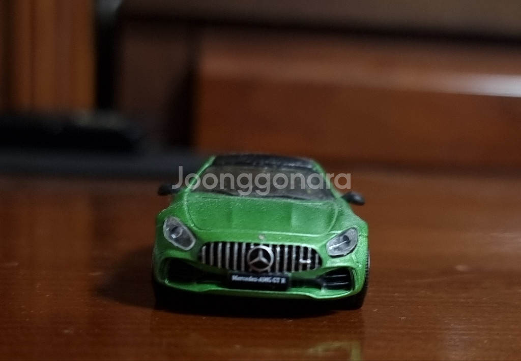 타막웍스 64스케일 AMG GTR 그린 미니카--2