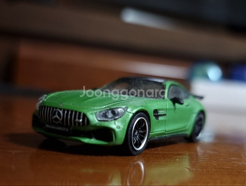 타막웍스 64스케일 AMG GTR 그린 미니카--3