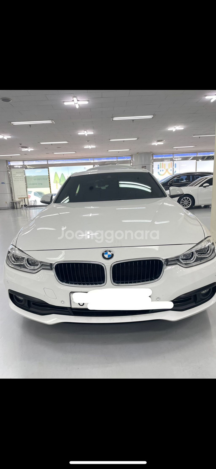 BMW F30 320d 뒤(리어) 범퍼 판매합니다.--0