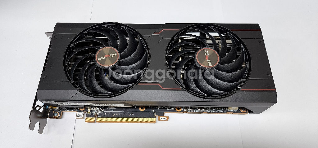 S​A​P​P​H​I​R​E​ ​R​X​6700XT--1