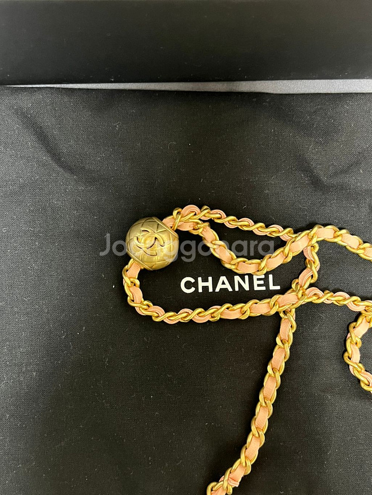 샤넬 골드볼 베니티--5