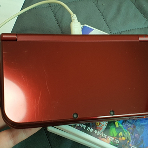 닌텐도3ds xl 메탈릭레드 및 게임칩 팔아요^^