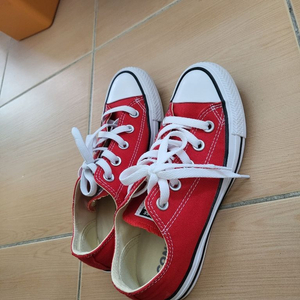 컨버스 운동화 로우 레드색상