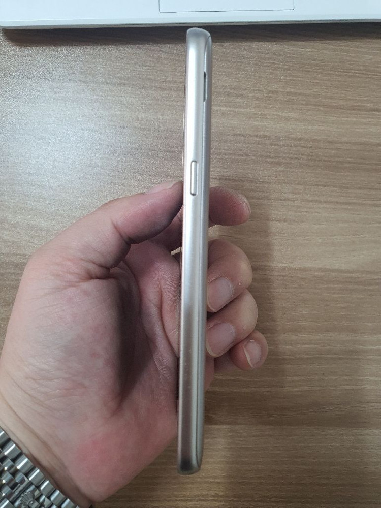 공신폰 갤럭시j2 pro 이미지