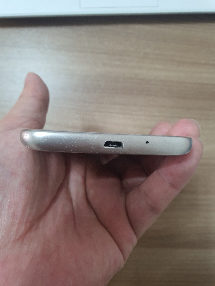 공신폰 갤럭시j2 pro 이미지