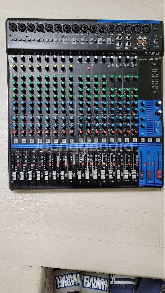야마하 오디오믹서 mg20--1