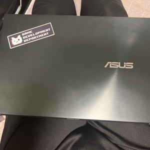 ASUS 노트북 젠북 UM425QA-KI063 팝니다