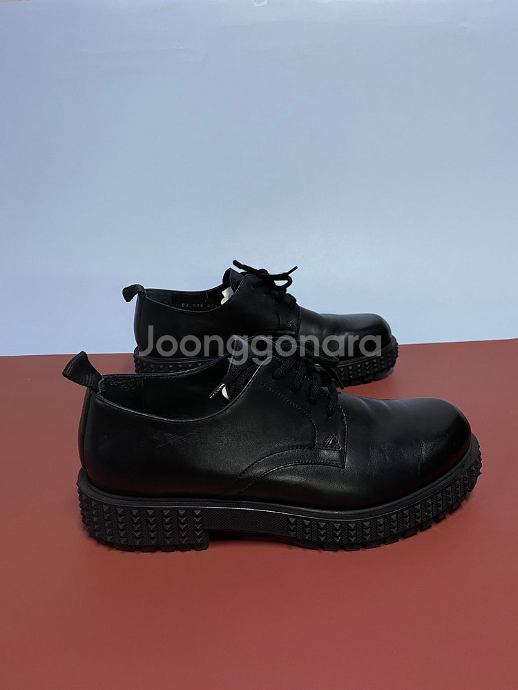 발렌티노 락스터드 더비슈즈 41 1/2--4