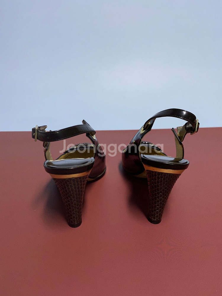 지미추 슬링백 36 1/2--4