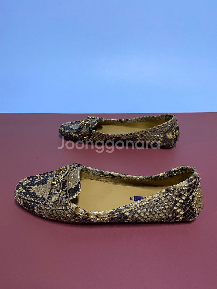 랄프로렌 퍼플라벨 스네이크 레더 로퍼 6 1/2--3