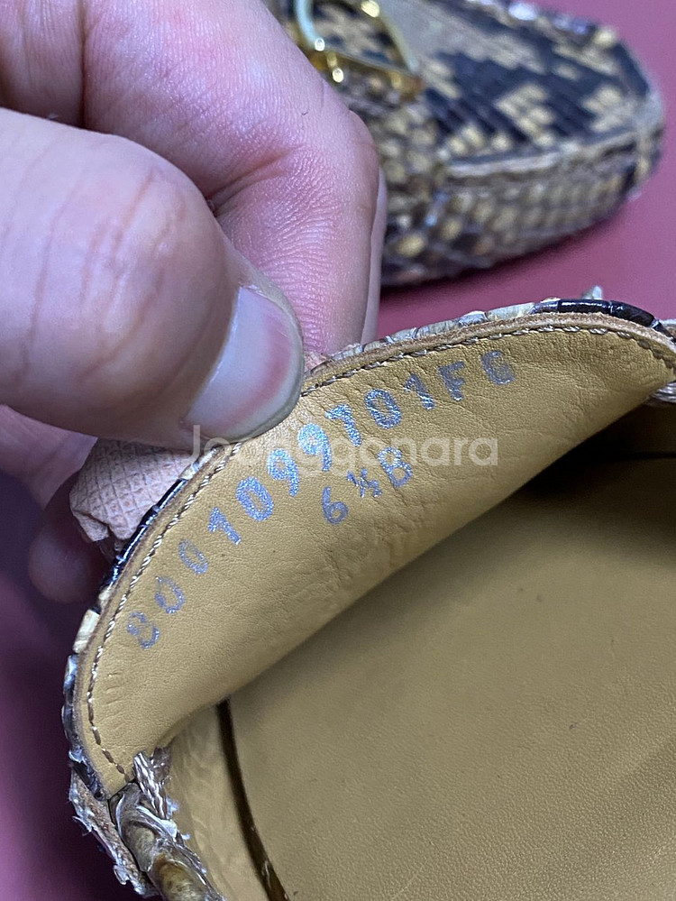 랄프로렌 퍼플라벨 스네이크 레더 로퍼 6 1/2--7