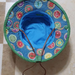 고급스러운 베네통 유아 아동 모자