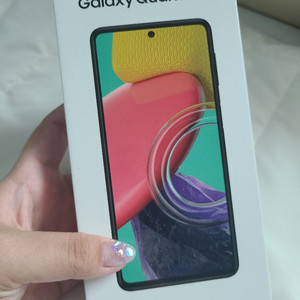 갤럭시 퀀텀3 미개봉기기 128GB 화이트