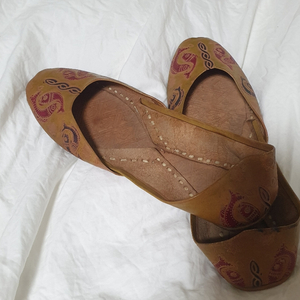 인도 기념품 신발 235사이즈