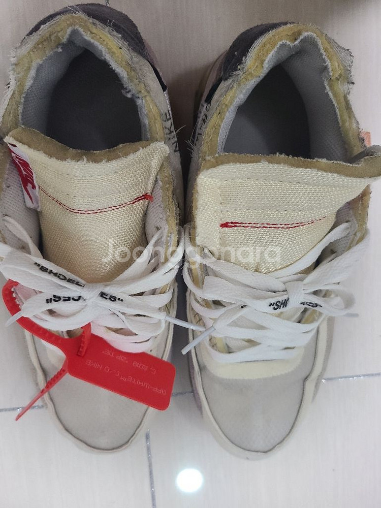 오프화이트x나이키 260사이즈 정품 팝니다--0