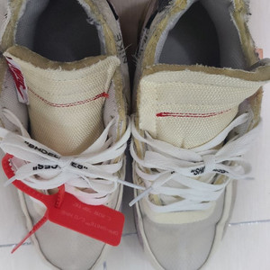 오프화이트x나이키 260사이즈 정품 팝니다