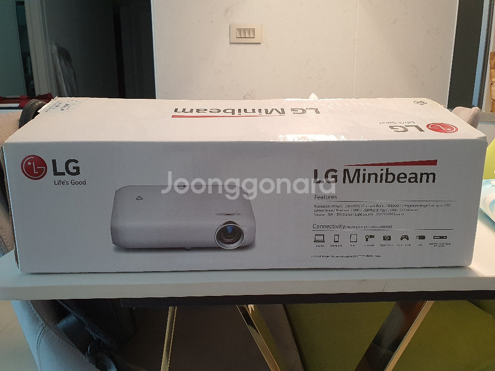 엘지 빔프로젝터 PW1000--4