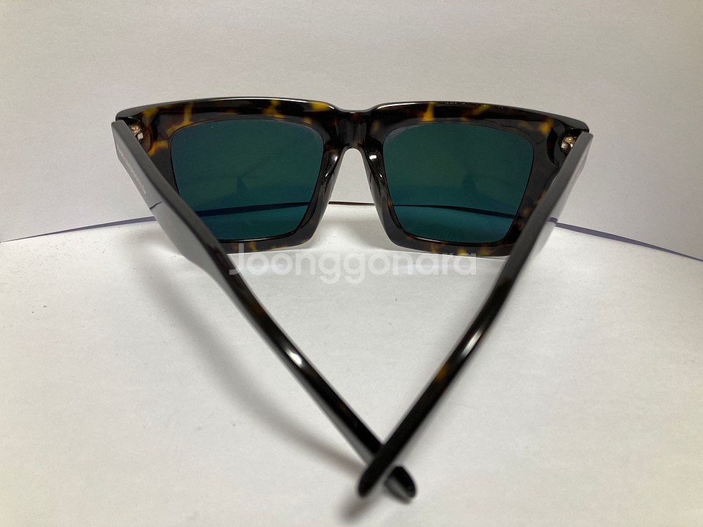 지금 구매하세요! 칼라거펠드 남성 선글라스--2