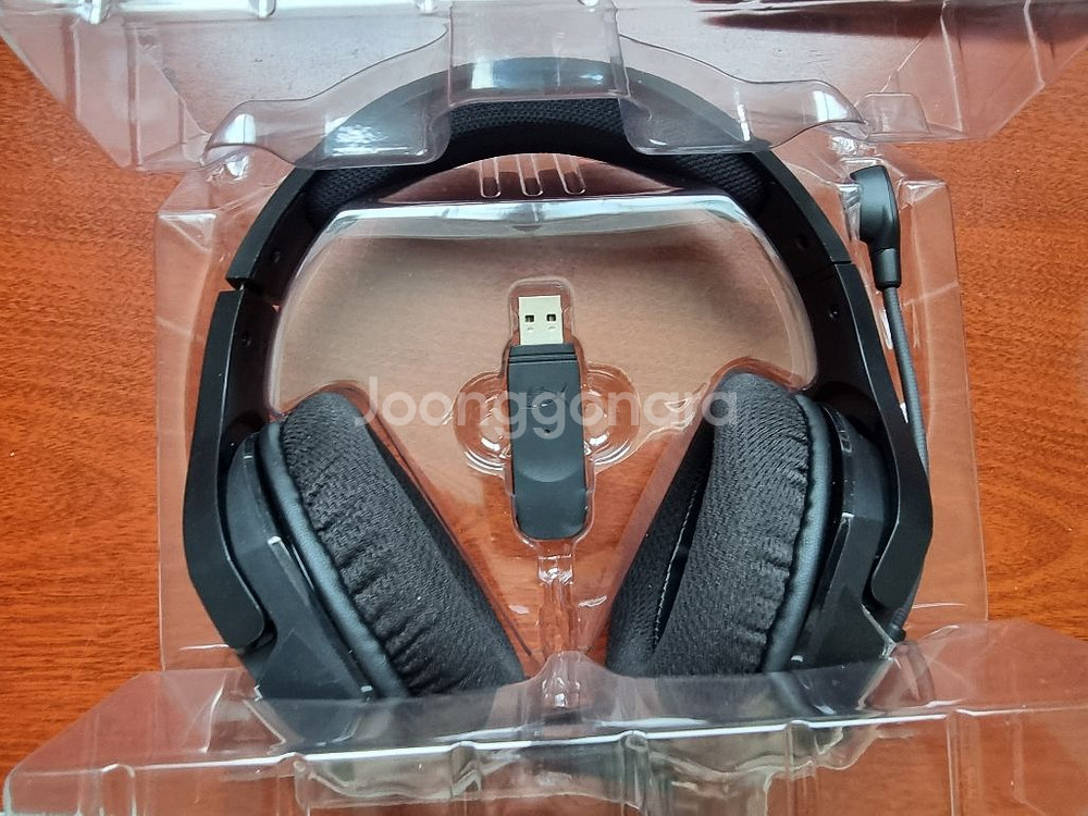 HyperX 클라우드 스팅어 코어 무선 7.1--0