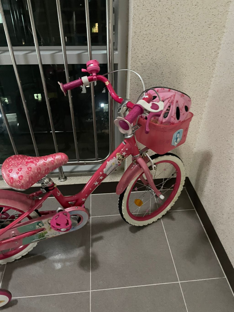 콩순이 자전거 이미지