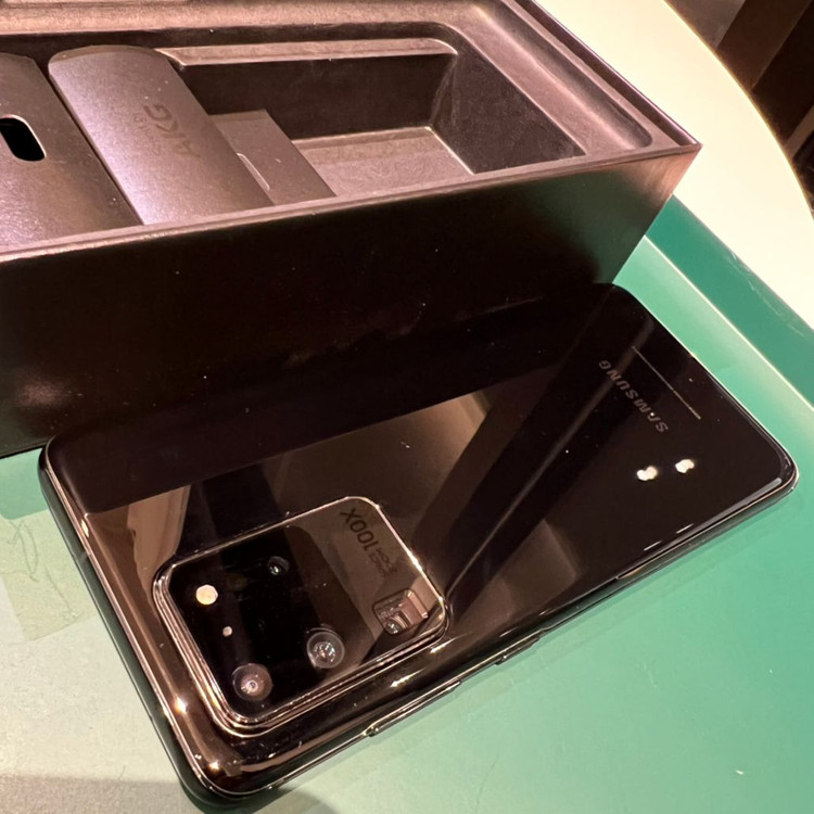 갤럭시 S20 울트라 256GB 블랙 급판매--2