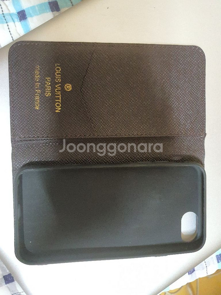 아이폰6 7 8 se2 공용 루이x 케이스--0