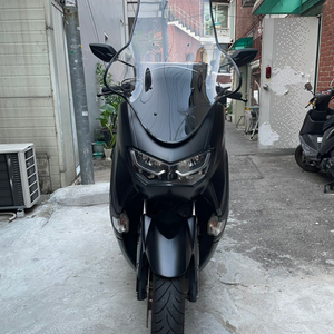 nmax125 21년식 팔아요