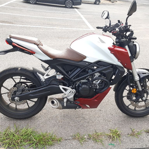 혼다 cb125r 2020년식 ABS모델 팝니다