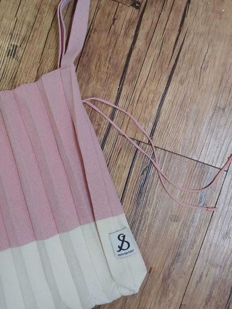 죠섭앤스테이시 럭키플리츠 니트백 이미지