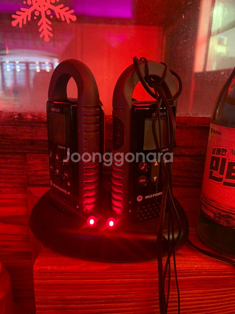 무전기 모토로라 2대 풀셋--0