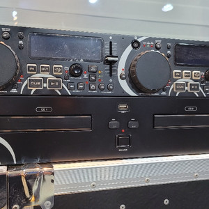 APLUS CDA-2000 USB 씨디플레이어 팝니다