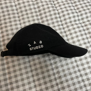 아이앱스튜디오 블랙 볼캡 모자 팝니당