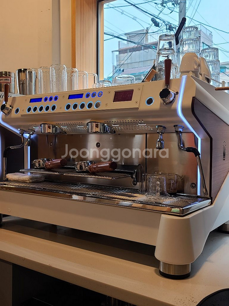 콘티몬테카를로 2그룹 화이트우드 커스텀--0