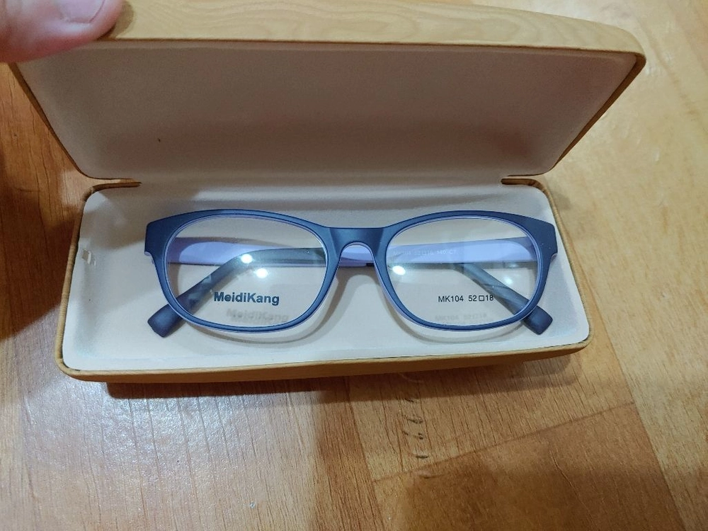 (무료배송)투톤 무광 뿔테 안경테 이미지