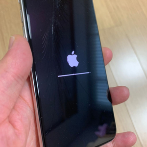 아이폰 xs 64g 액정만 파손 그외양호