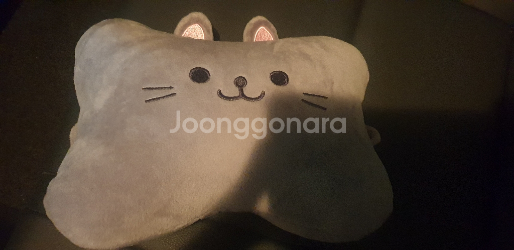 다이소 차량용 목받침--0