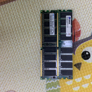 DDR1 램 1GB, 512MB