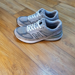 뉴발란스 990 (250)