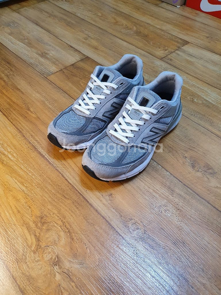 뉴발란스 990 (250)--1