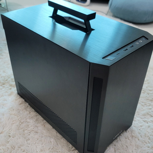 리안리 ITX TU150케이스 + 비콰이엇 팬 2개