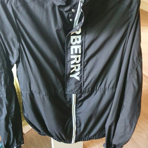 버버리 바람막이 14y 성인55까지 가능