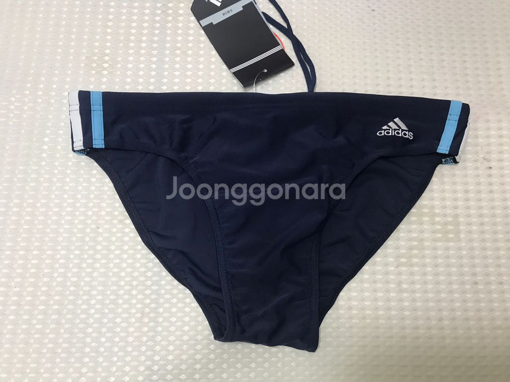 남자 아디다스 수영복 라지--0