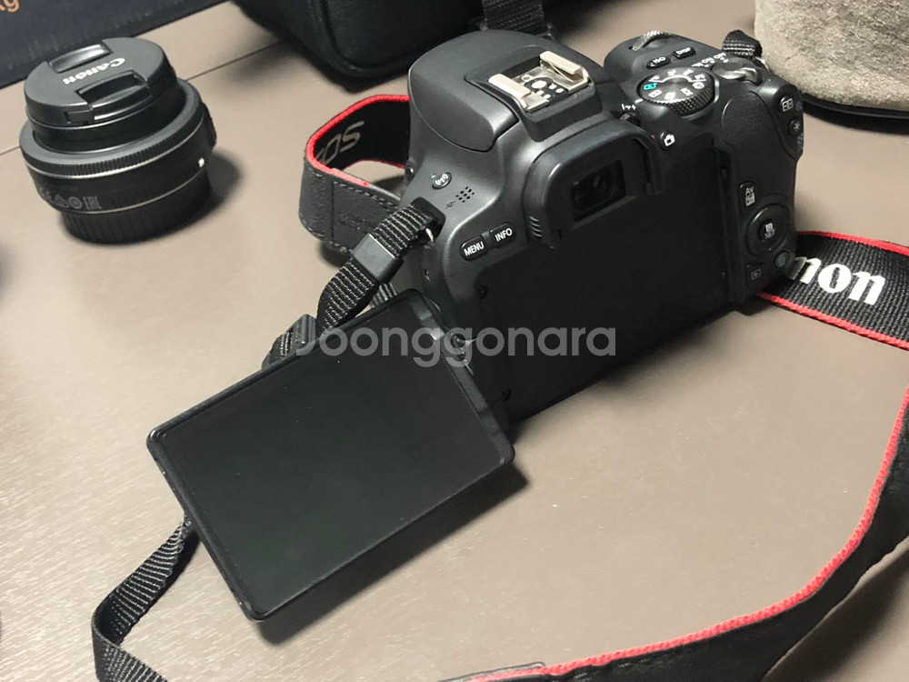 Canon eos 200d--5